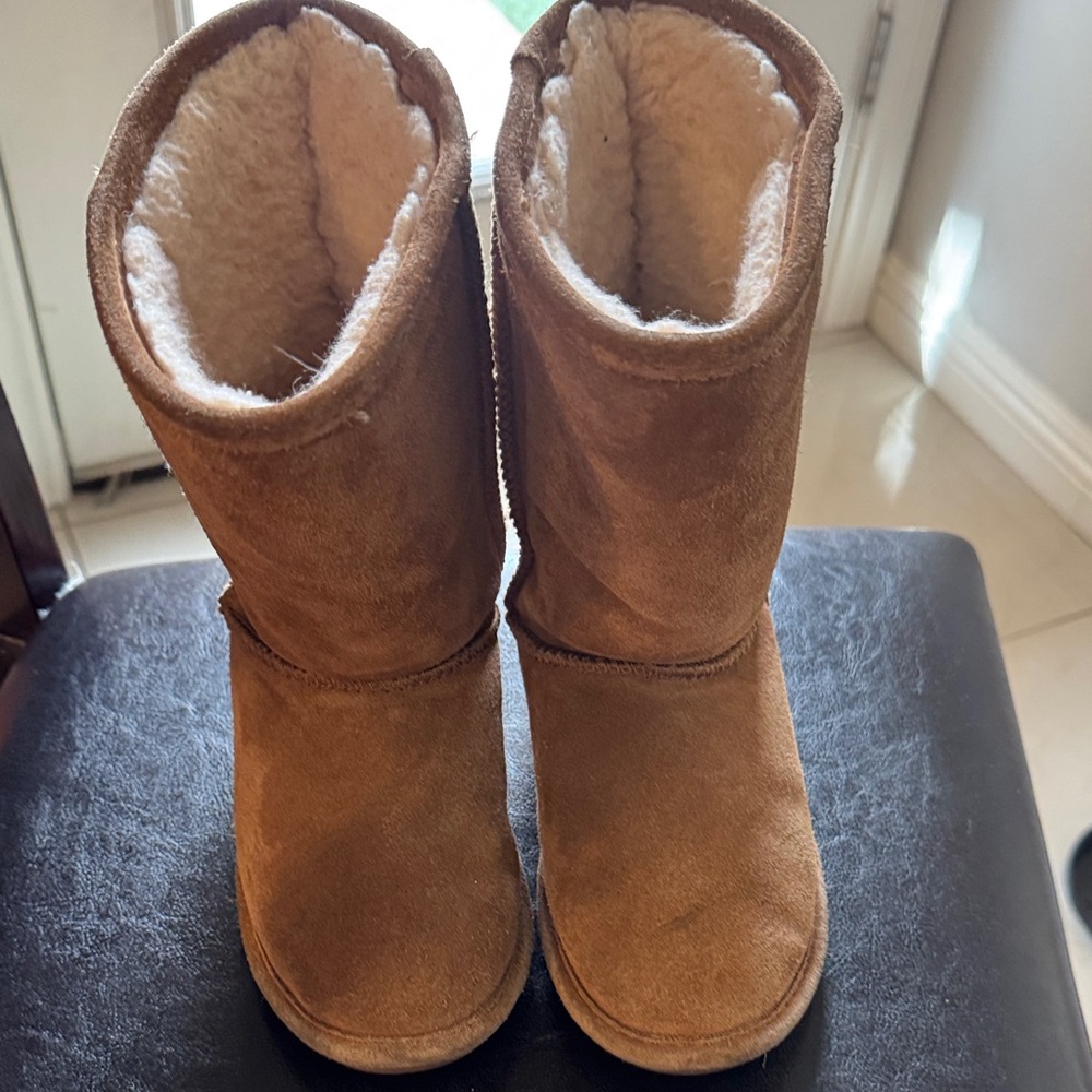 Bearpaw Girls Boots- Camel- size 2